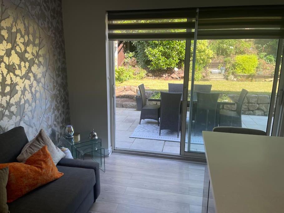 Home In Wirral - Peaceful Contemporary Gem. Dış mekan fotoğraf